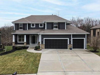8441 Shady Bend Rd, Lenexa, KS, 66227