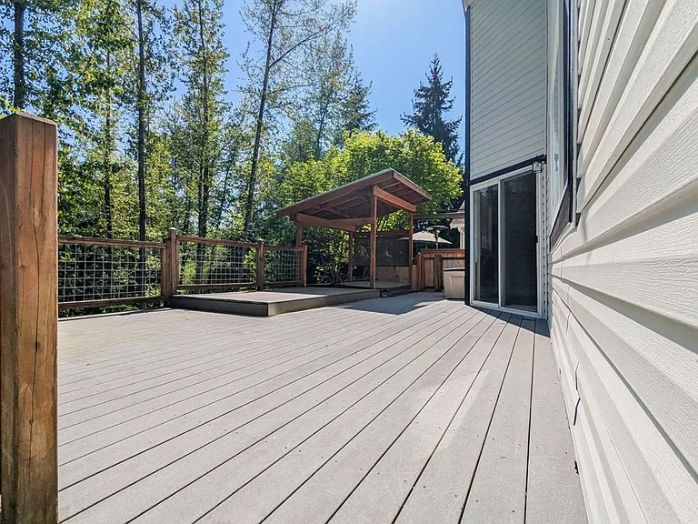 907 123rd Ave NE — Photo 12