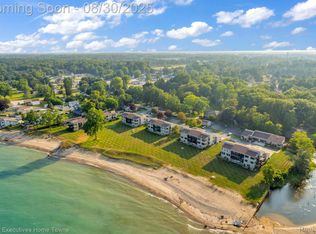7214 2nd St, Lakeport, MI