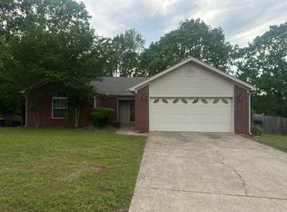26 Twin Lakes Dr, Cabot, AR 72023
