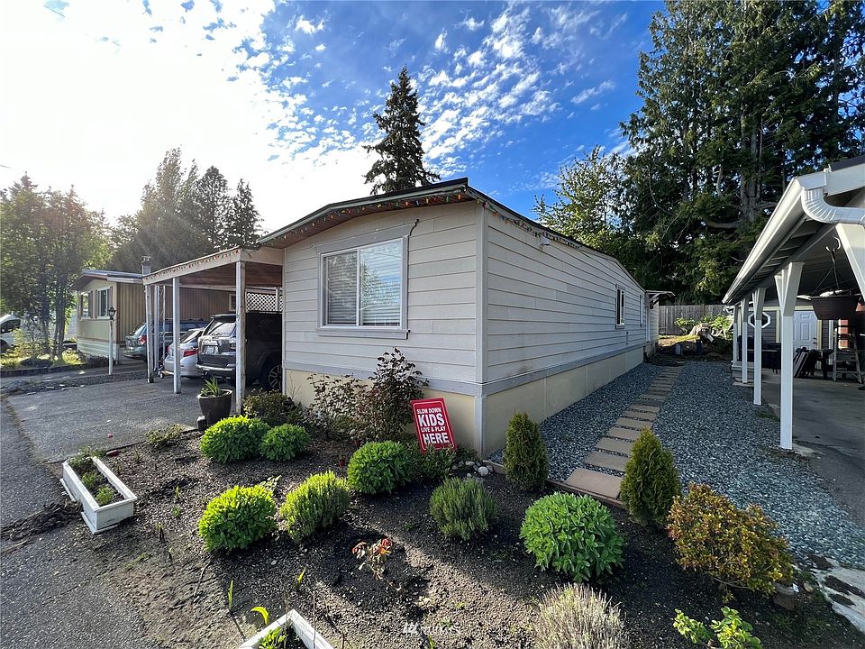 1st image of 1919 196th St SW Unit 65