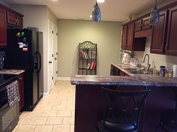 2nd image of 1702 Chelsa Dr NE