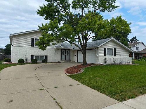 1719 W Lexington Dr Photo 1