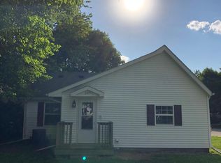 207 N Jackson St, Philo, IL 61864