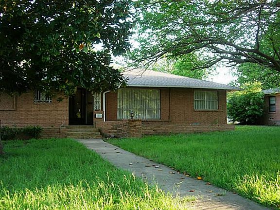 4th image of 6630 Royal Ln