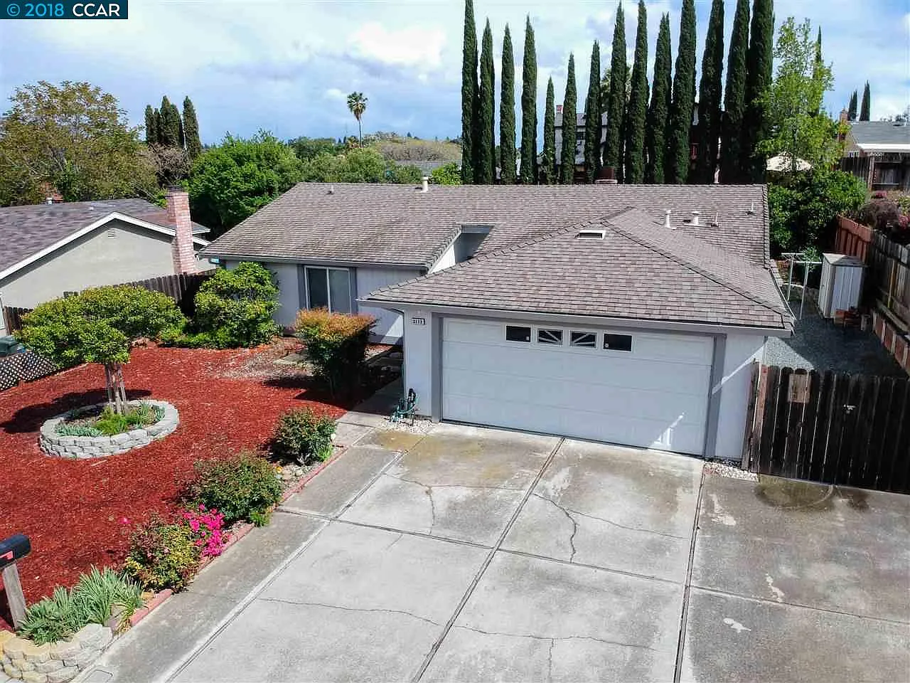 2113 Meredith Way photo 1