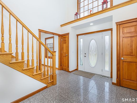 3rd image of 248 White Birch Road