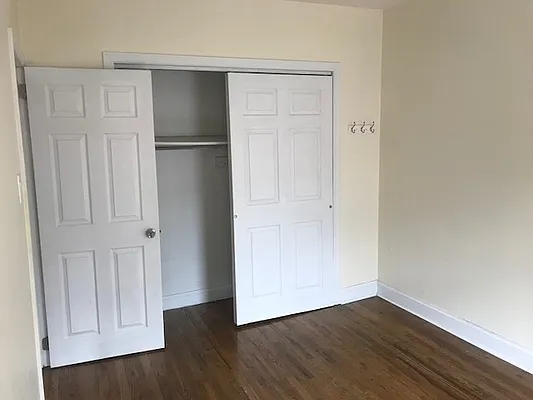 Rented by Salon Realty Corp | media 14