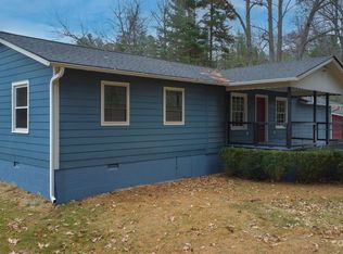 547 Hidden Lake Rd, Hendersonville, NC 28739