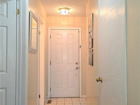3rd image of 250 Keats Way #6
