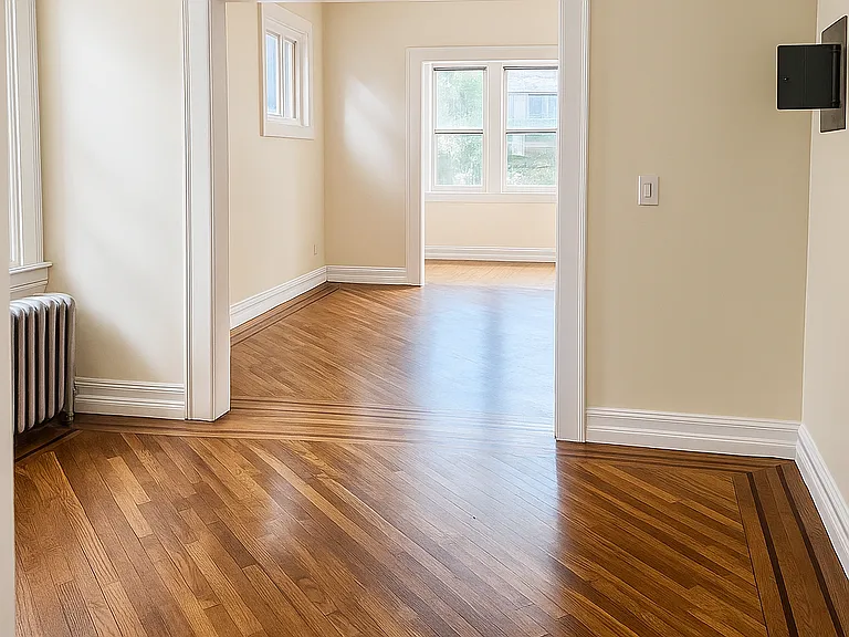 313 Leslie St #2 — Photo 3