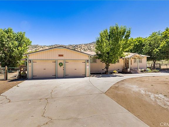 2nd image of 26281 Columbia Way