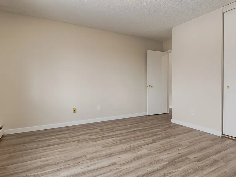 8948 B Elbow Dr SW — Photo 10