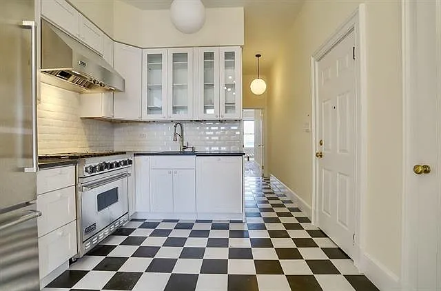 Renovated 1 BR condo rental with high end appliances at 929 Garden Street — Photo 2