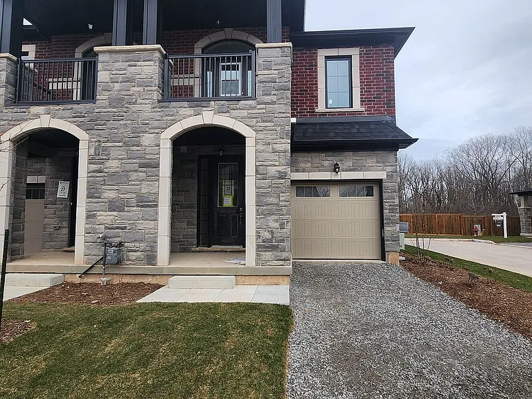 7432 Baycrest Cmn — Photo 2