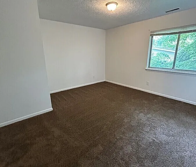 938 S Grove St #4 — Photo 10