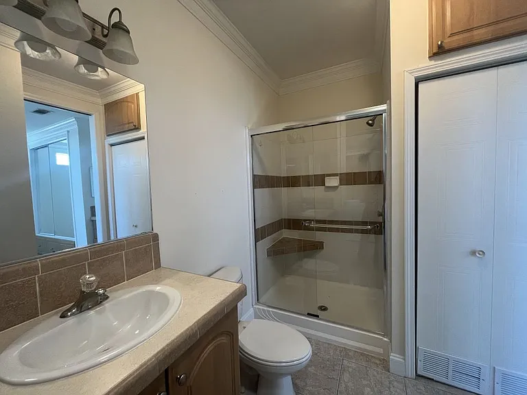 8775 20th St #610 — Photo 10
