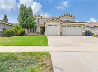 2046 Maverick Dr, Plumas Lake, CA 95961