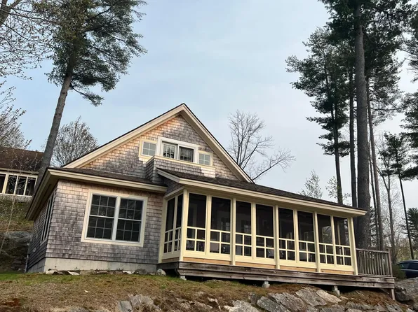 62 Village Way, Edgecomb, ME 04556