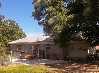 407325 Highway 266, Henryetta, OK 74438