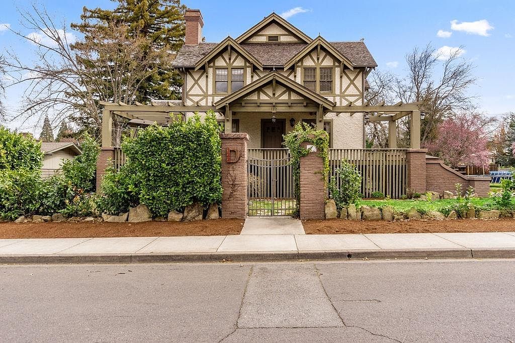 122 Oregon Ter, Medford, OR 97504 Zillow