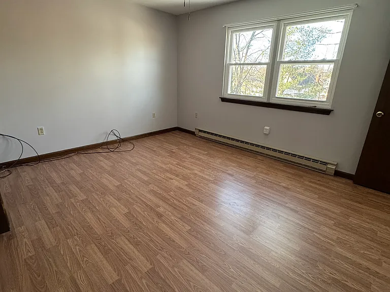 24 Cedar Ave #2 — Photo 8