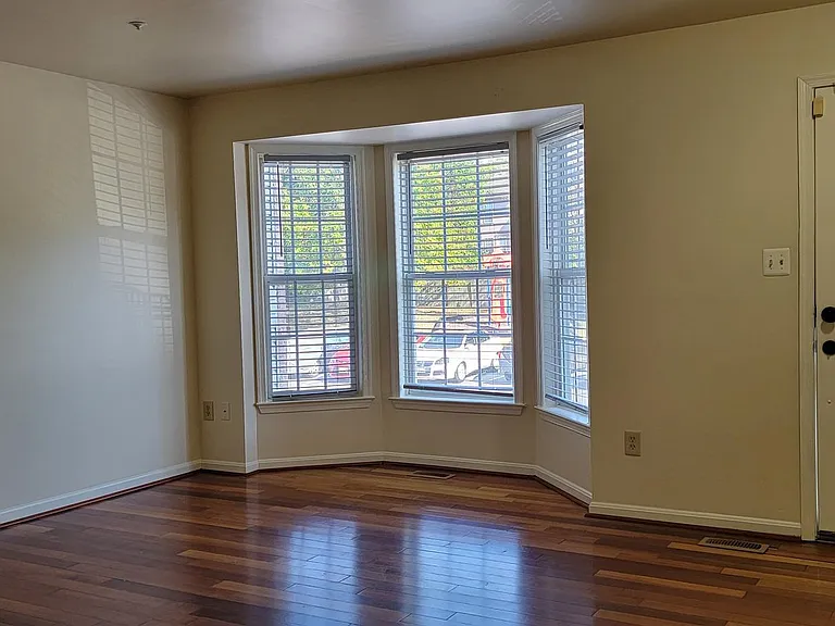 601 Primus Ct — Photo 5