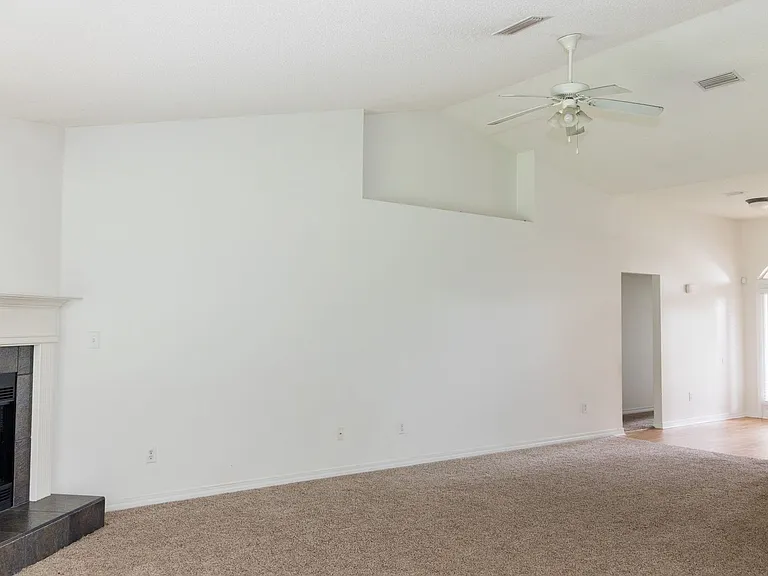 25759 Keldon Ct — Photo 22