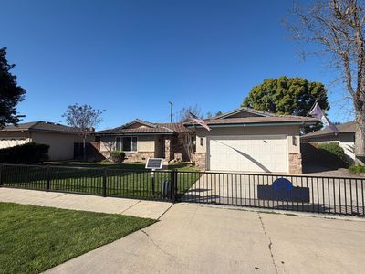 682 E Stuart Ave, Fresno, CA, 93710
