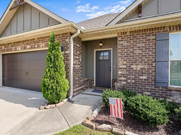 523 Wickerberry Way, Athens, AL 35611