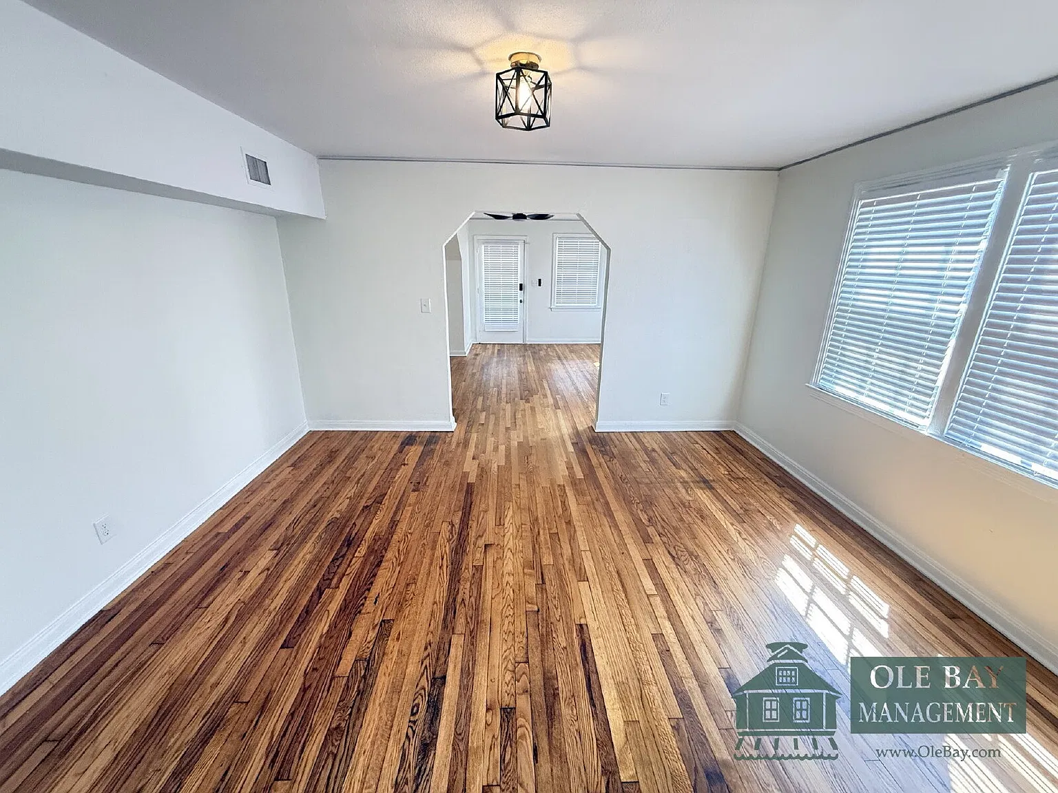 1810 New Hamilton St — Photo 2
