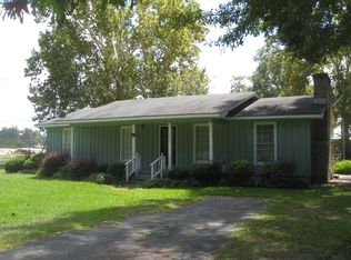 437 Henley Rd, Grove Hill, AL 36451