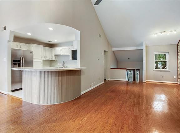 3rd image of 1709 Old Metairie St