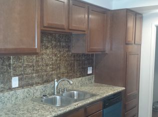 1413 Fredricks Ln, Upland, CA 91786