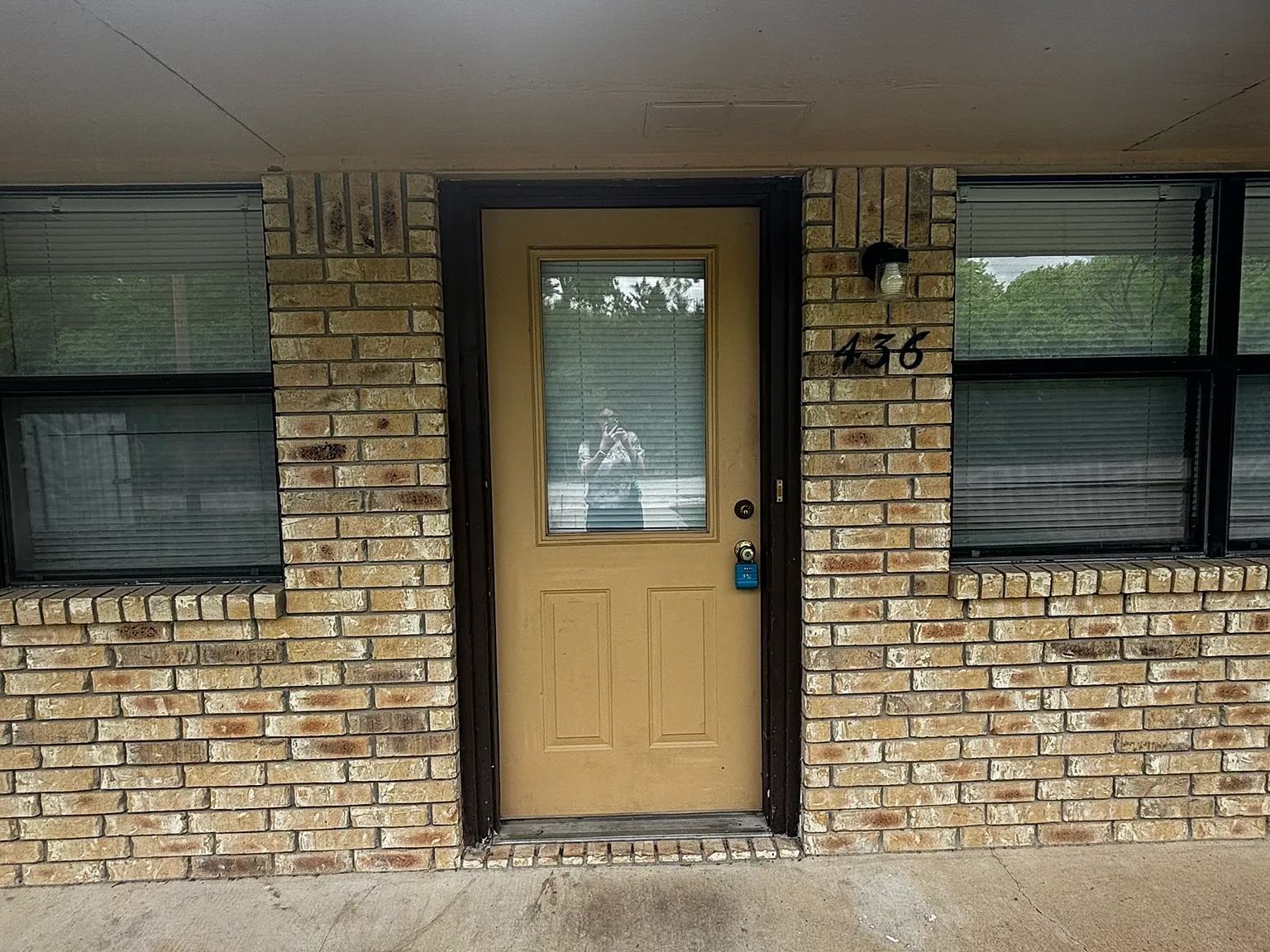 2 bed, 949 sqft, $749 — Photo 2