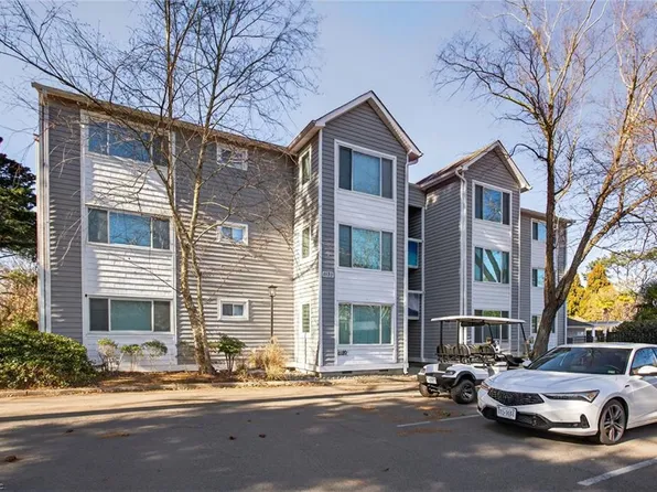 1120 Ocean Trace Ln APT 204, Virginia Beach, VA 23451