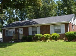 6125 Daleshire Dr, North Chesterfield, VA 23234