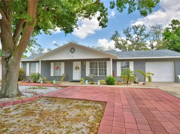 842 Cinnamon Dr, Winter Haven, FL 33880