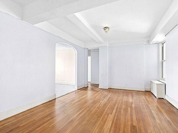 2nd image of 12 W 96th St APT 9A