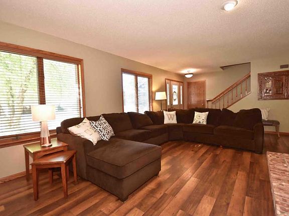 4th image of 1490 48th Ave