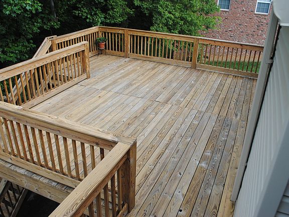 Huge Deck!