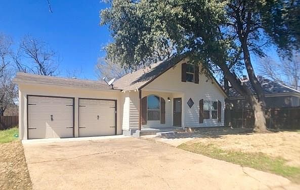 1st image of 2512 Purselley Ave