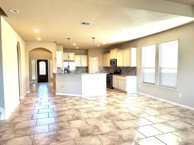 22407 Ebbets Field Dr — Photo 5