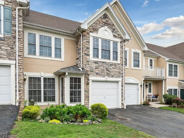 3 Aspen Ter, North Haledon Boro, NJ 07508