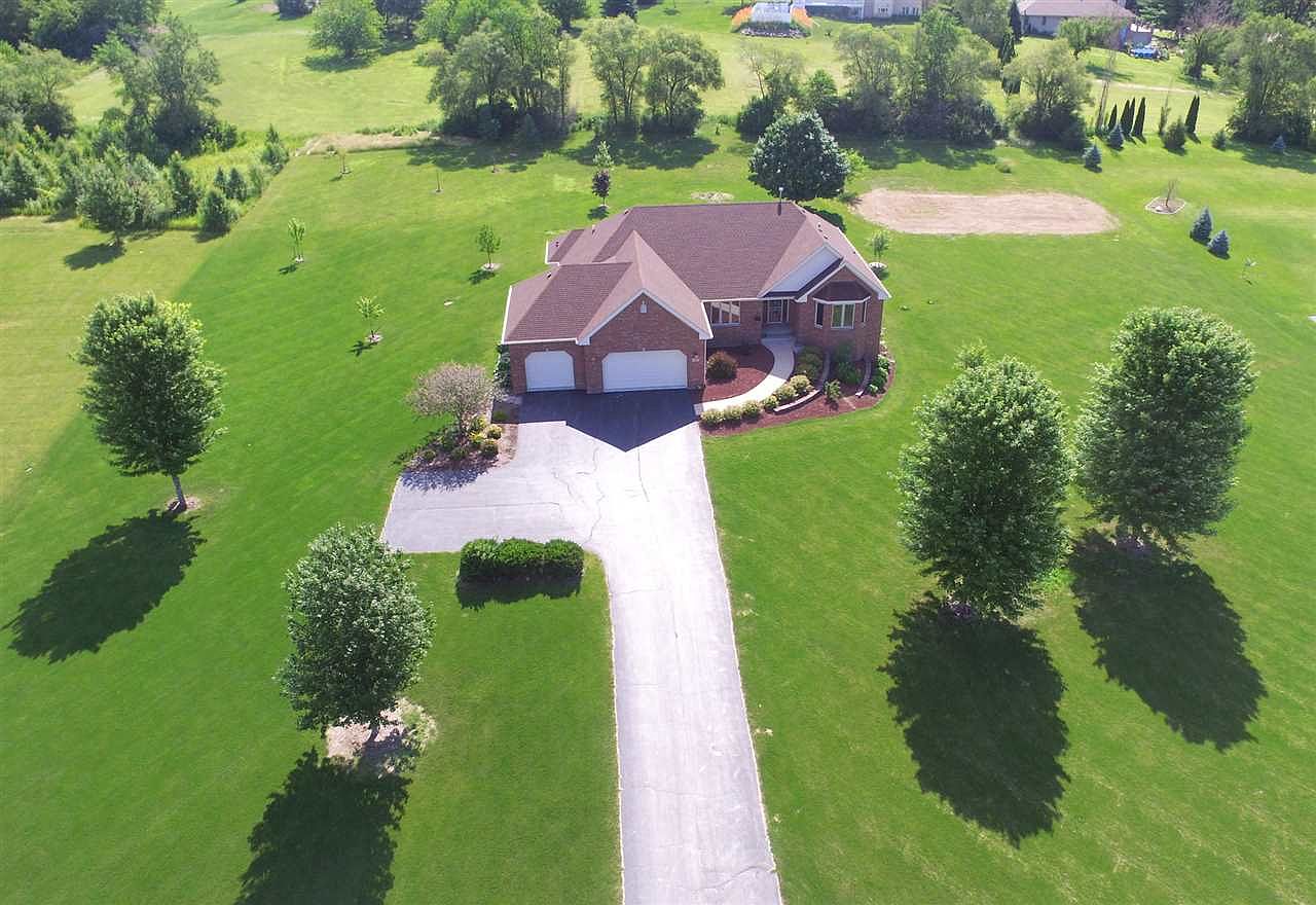 1860 Danielle Ln, Belvidere, IL 61008 Zillow