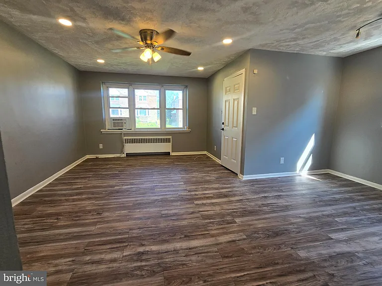 934 E Durard St #1 — Photo 13