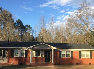 322 Vass Rd, Spring Lake, NC 28390