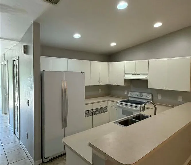 4444 29th St SW — Photo 13