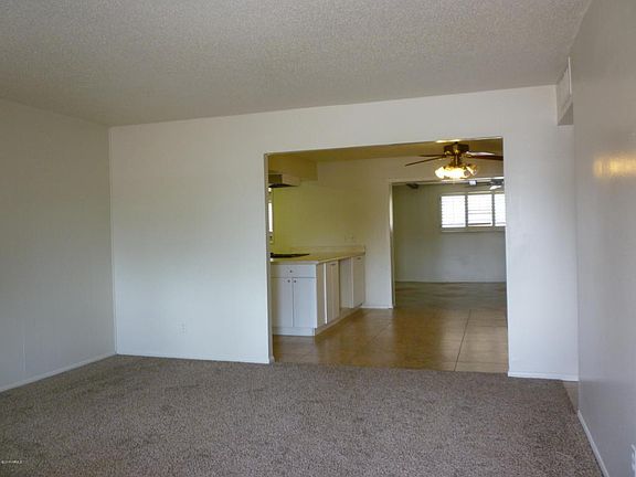 4th image of 8728 N 39th Ave