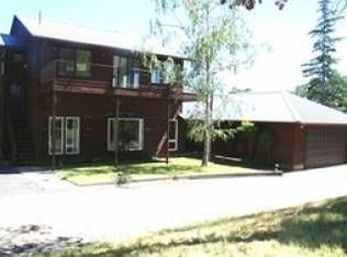 225 Crystal Heights Rd, Medford, OR 97501